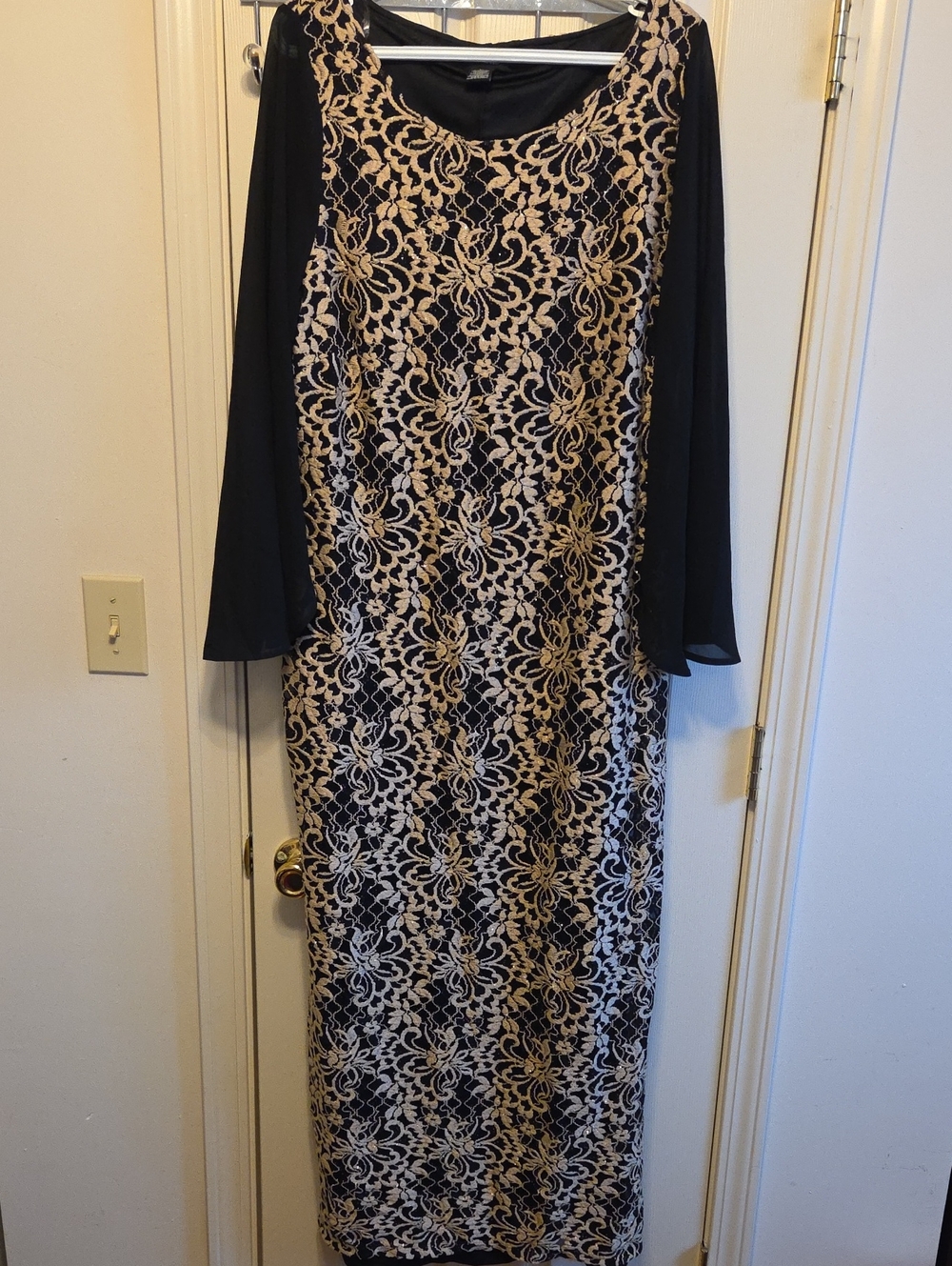 Candalite - Black Long-Sleeve Lace Overlay Maxi Dress with Gold Accents